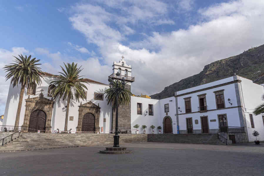 Tenerife 249 - Garachico - iglesia de Nuestra Señora de Los Ángeles.jpg